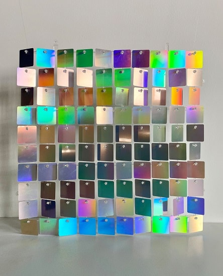 Shimmer wall iridescent color