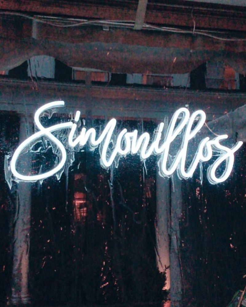 sinloniffos neon sign