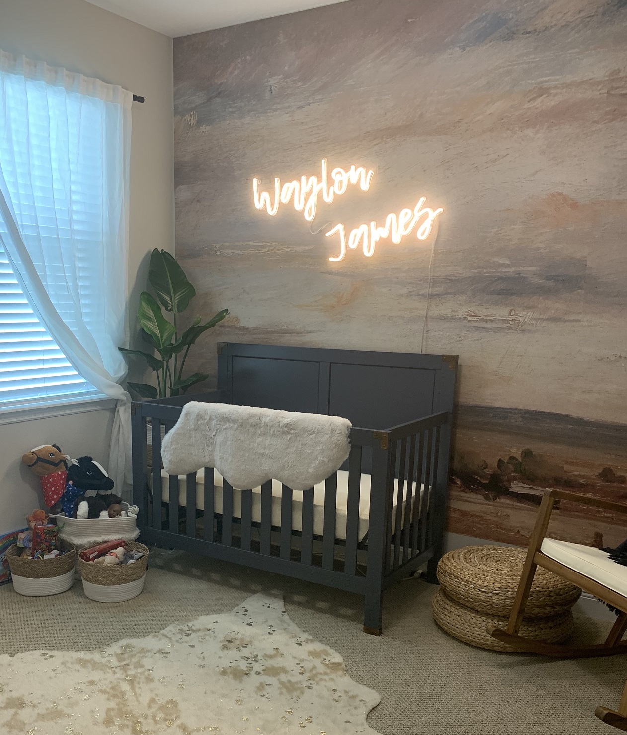 Custom Neon Lights Shine in Kid’s Rooms