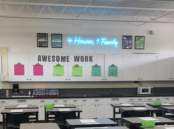 Whitney Avenue Elementary School- custom neo sign in a schoolol