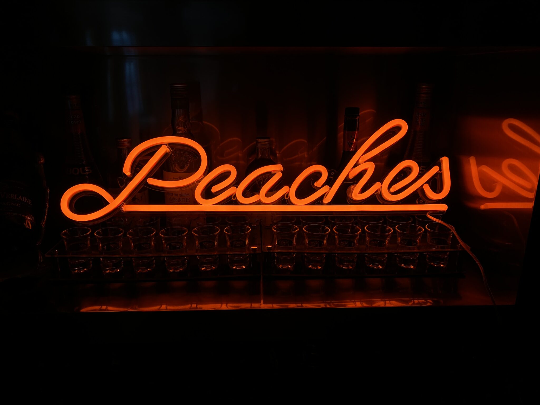 Peaches Neon Sign - Image 2