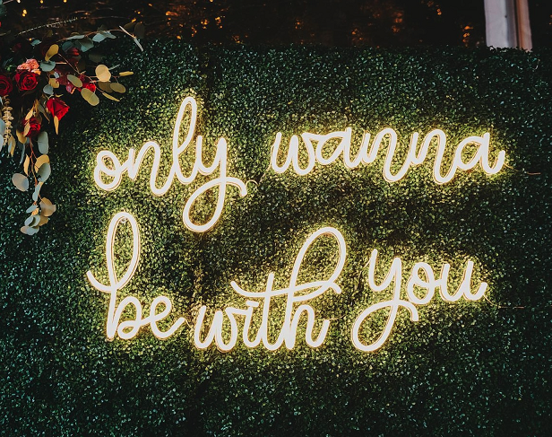 custom even neon sign