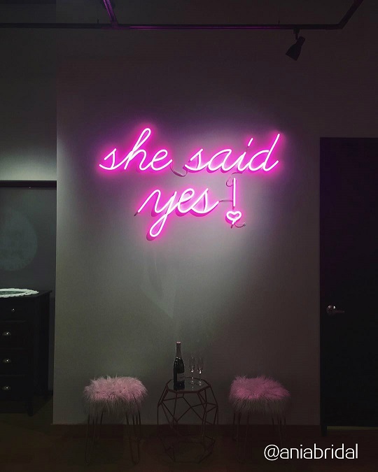 custom neon sign in pink