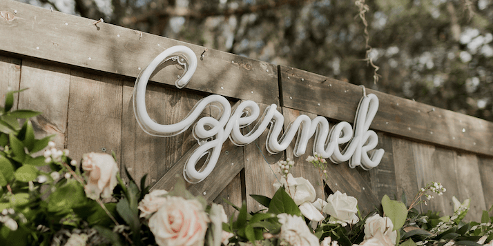 neon sign for wedding