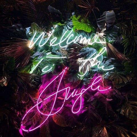 garden neon sign