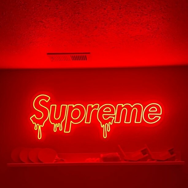 red supreme neon ight