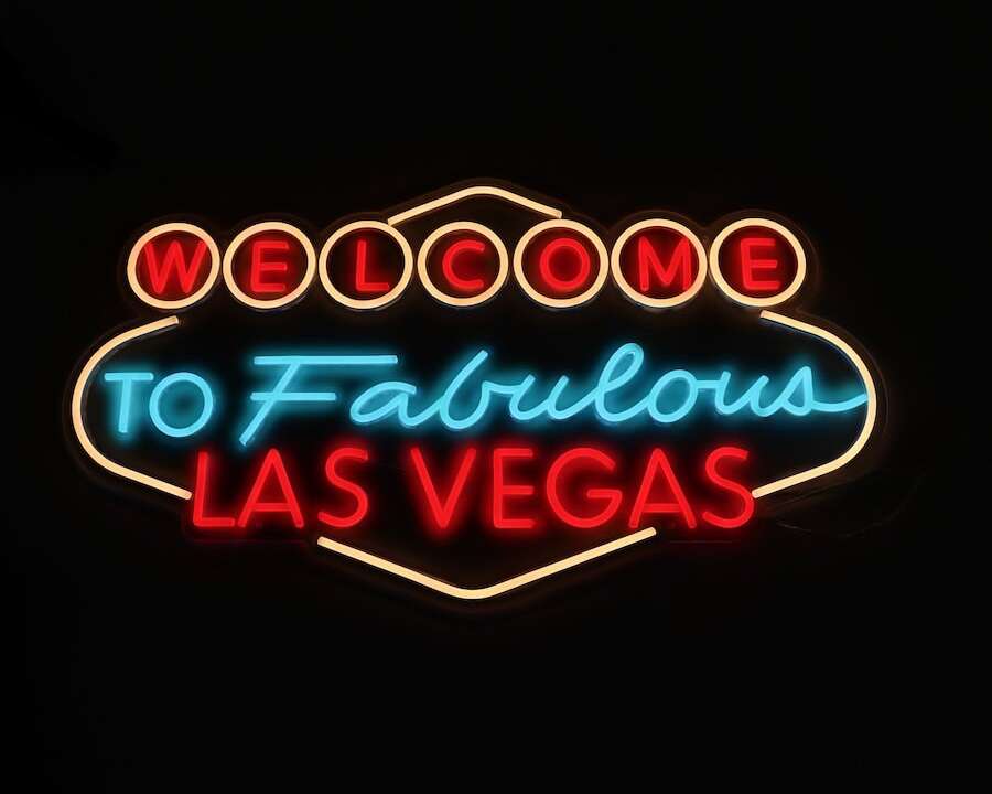 welcome to Fabulous las Vegas city neon sign