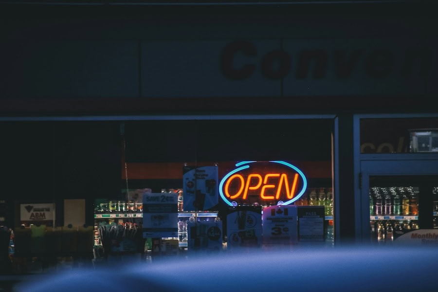 Open Sign neon light for business