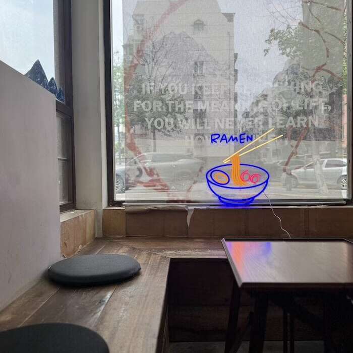 ramen neon sign window decor shop lighting