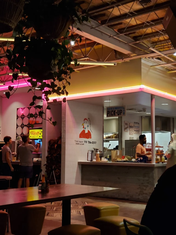 Little Rey glass neon tube decor in diner