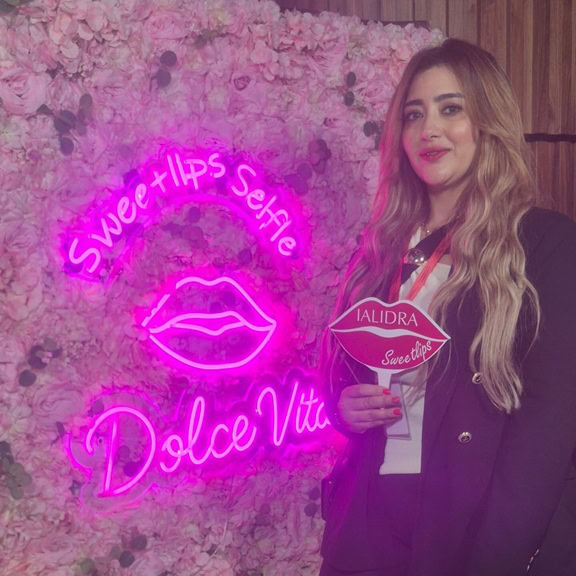 business logo neon sign, influencer photo backdrop neon signs