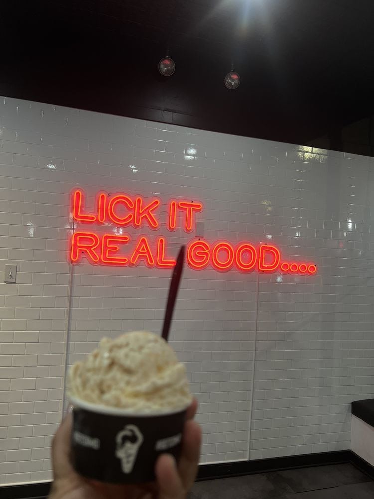 CRMD frozen yogurt ice cream neon signs in Columbus