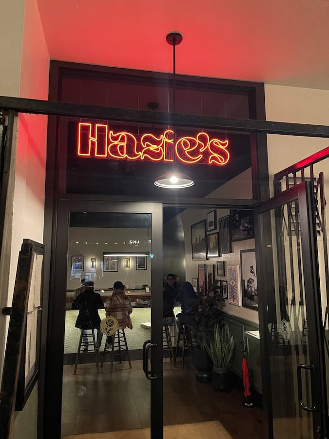 Hazie’s brunch restaurant neon sigsn in San Francisco