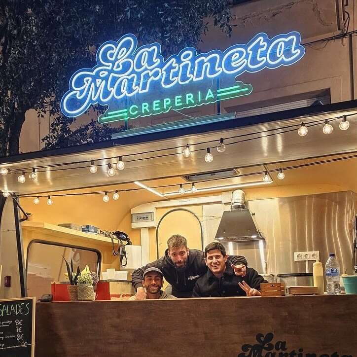 modern led neon sign for crepe food truck
